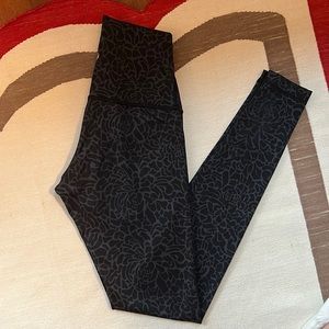Lululemon Align leggings full length - size 6